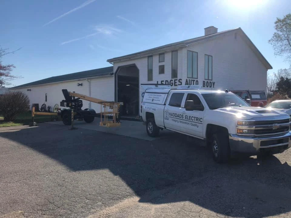 Exterior LED Building Lighting Image 2